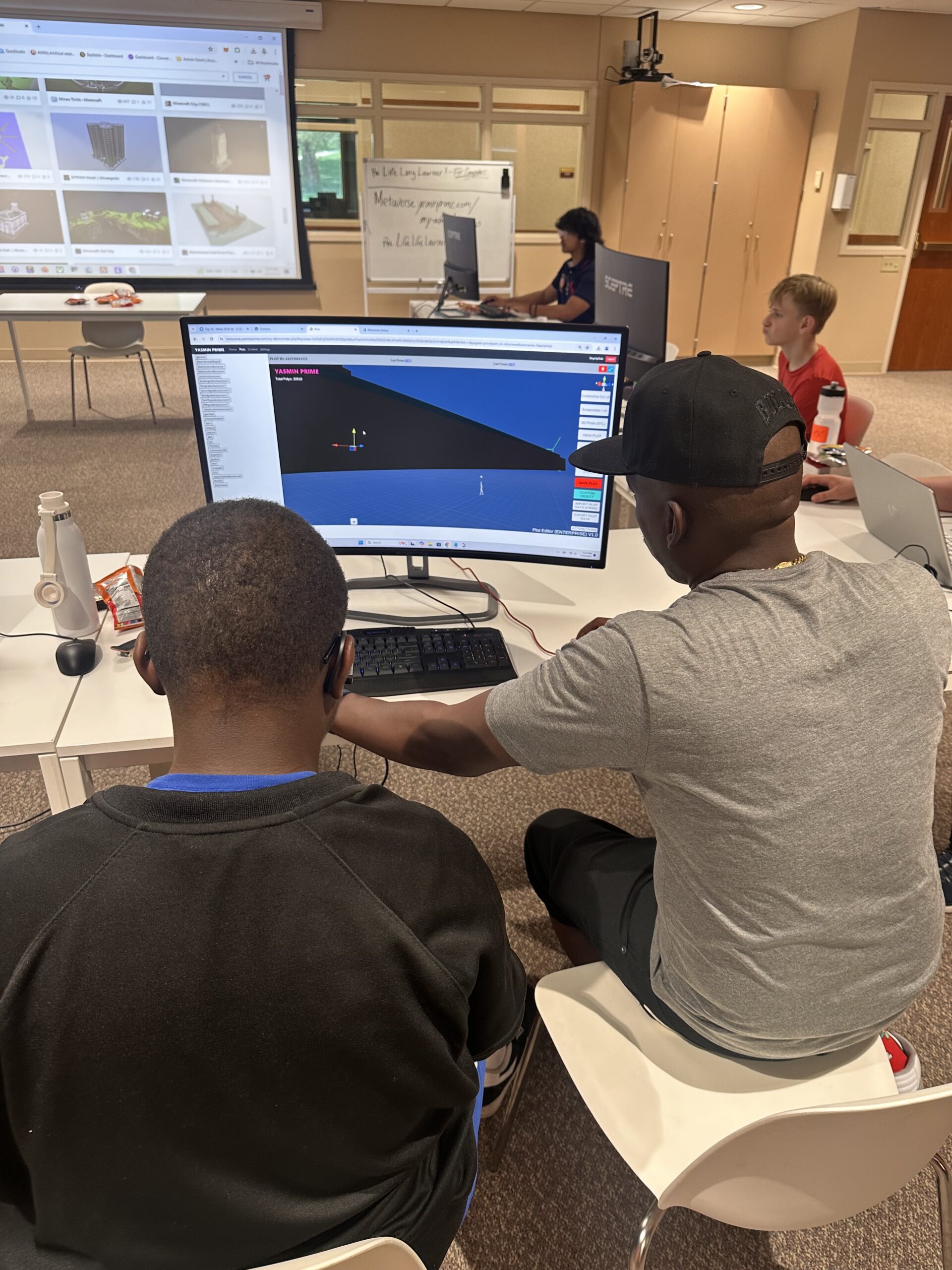 Step-Up Omaha participants learning new skills